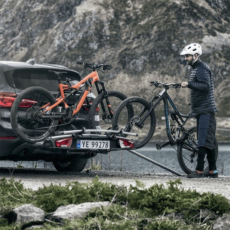 3 dviračių laikiklis ant kablio Thule VeloSpace XT 1